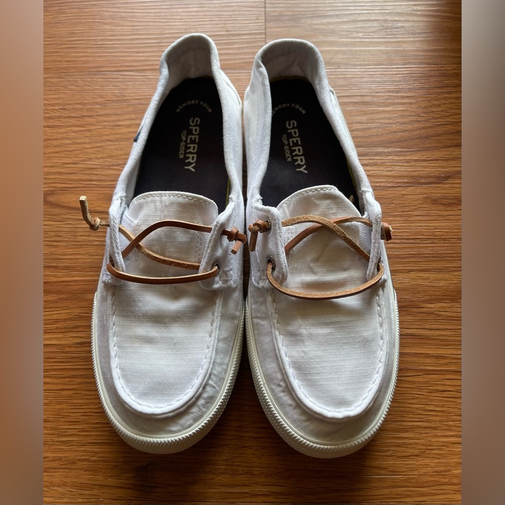 Sperry Boat Shoe White size 8.5